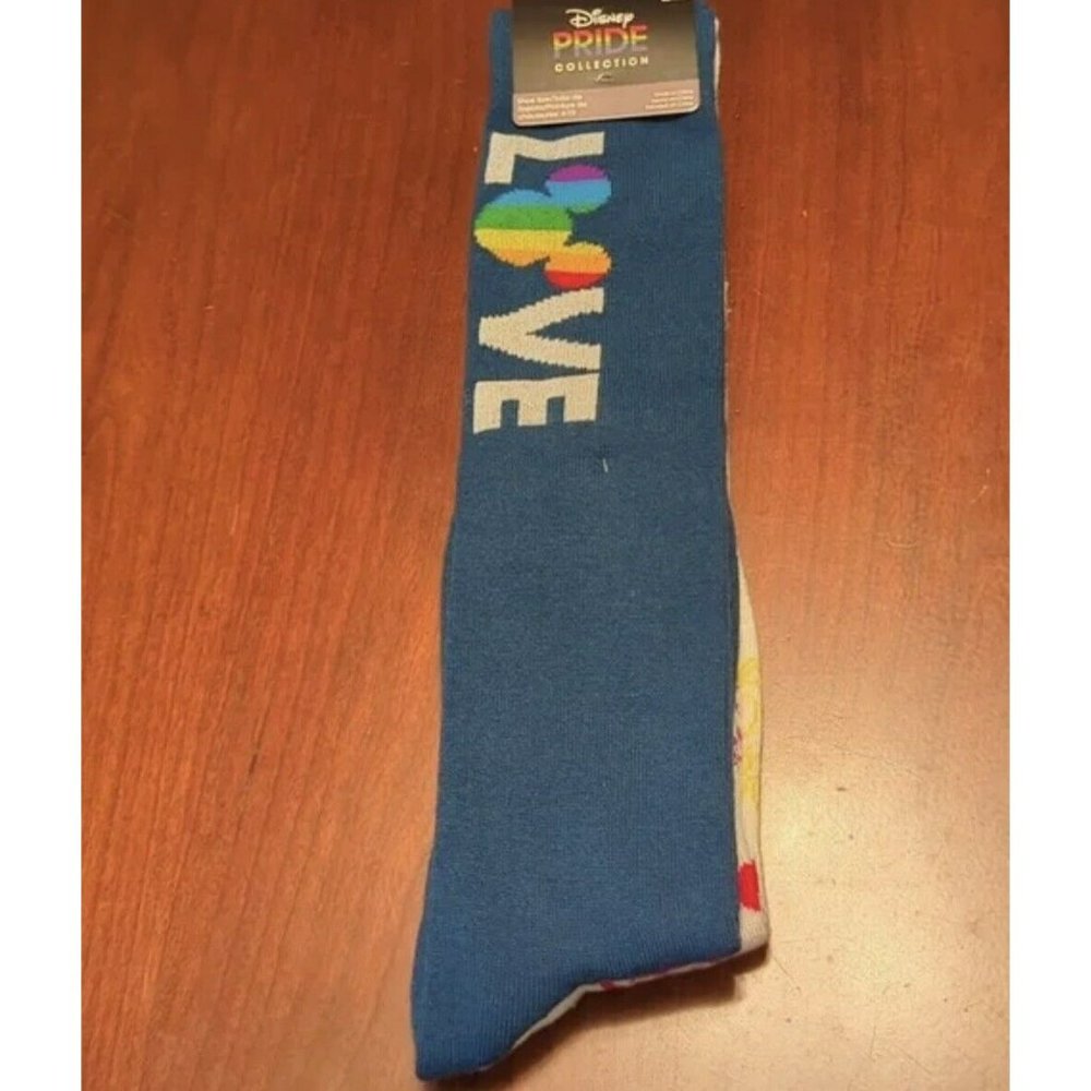 Disney Adult 2 Pk Blue White OTC Pride Collection Mickey & Friends Socks OS 4-10